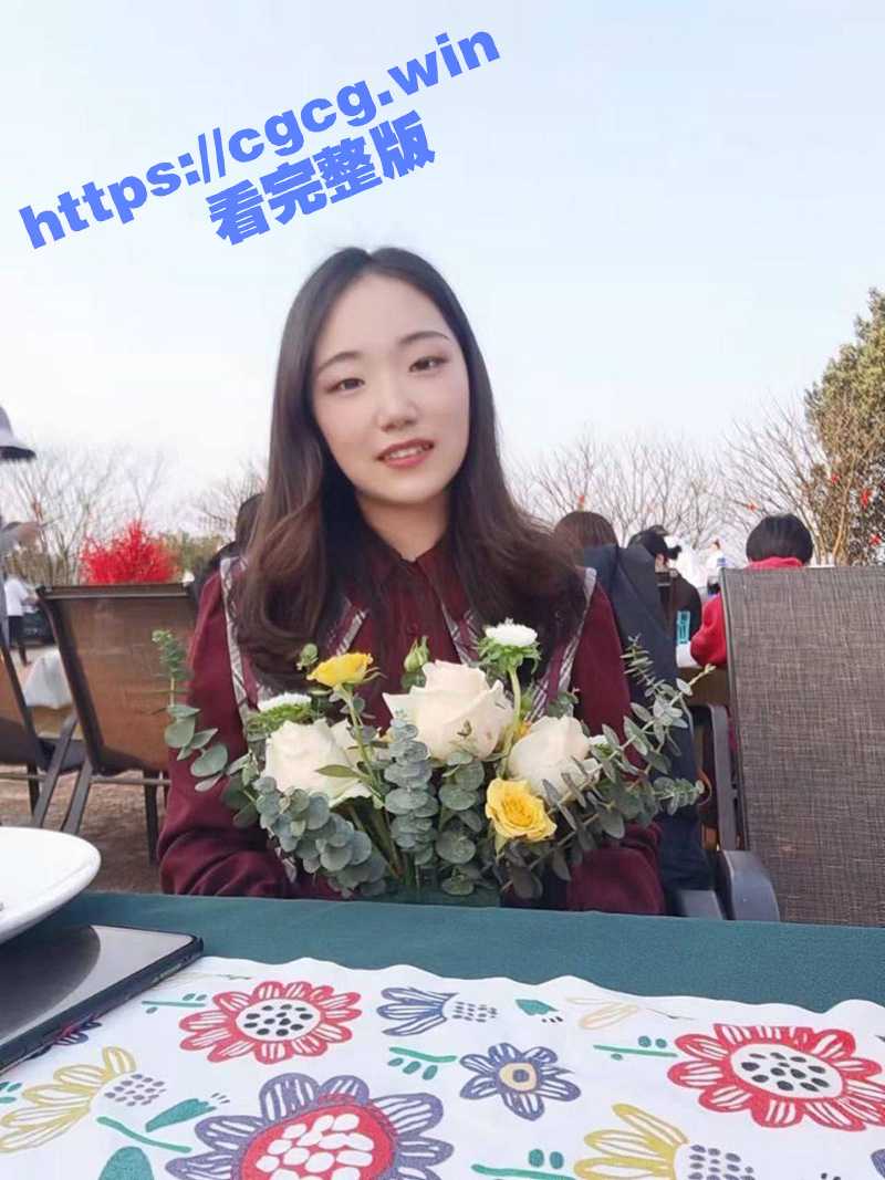 四川职高教师 文亚梅 被曝光!眼镜反差婊蝴蝶美鲍被各种网调 现已分手不知道被谁在操了! - 51吃瓜网-51吃瓜网