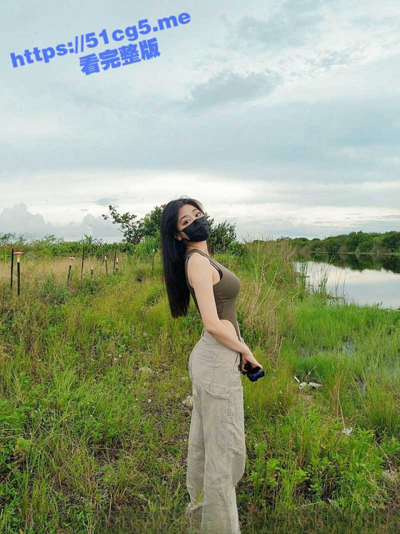 华裔推特小网红 小水水 天然美乳丝袜美腿蜜臀 又骚又楚楚可怜 无限潮吹太上头了 高价合集！ - 51吃瓜网-51吃瓜网