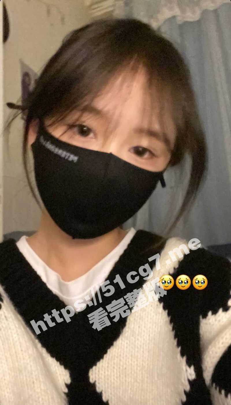 虽然平日一副清纯的模样 但是男友上班提前回家却撞见她与炮友偷情！男友愤怒将偷情视频选择曝光 - 51吃瓜网-51吃瓜网