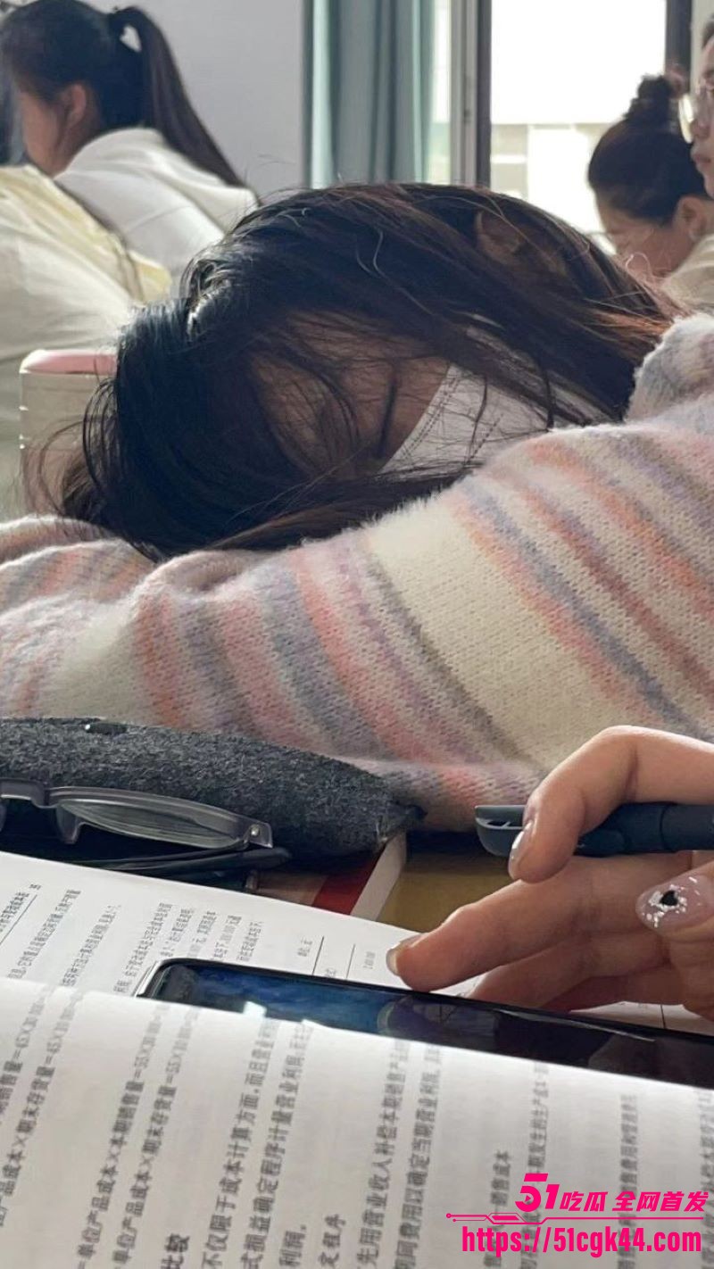 反差女大学生约炮调教 女上位猛骑爽到叫爸爸 嫩穴紧裹棒身啪啪撞击！ - 51吃瓜网-51吃瓜网